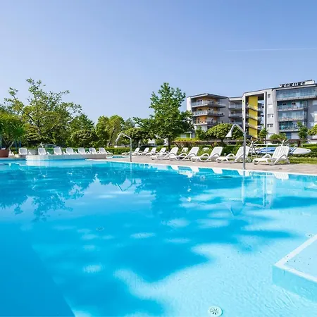 Admiral Pearl Siófok